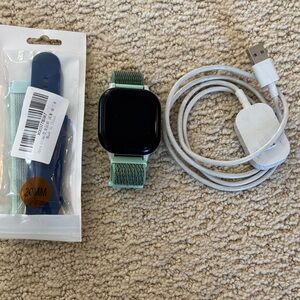 Verizon Gizmo Watch and Charger